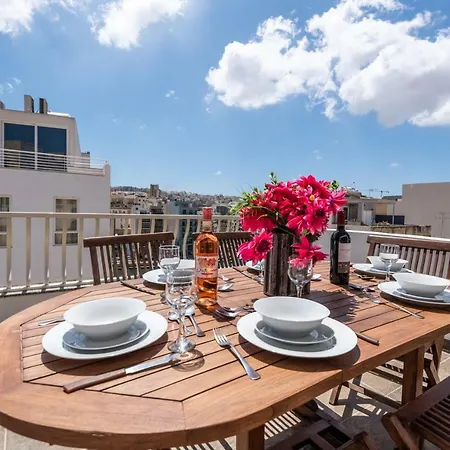 Seaspray 3 Bedroom Penthouse, With Large Terrace And Bbq * Saint Julian's