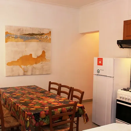 Apartment Seaspray 3 Bedroom Penthouse, With Large Terrace And Bbq *