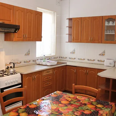 Seaspray 3 Bedroom Penthouse, With Large Terrace And Bbq