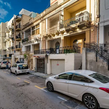 Seaspray 3 Bedroom Penthouse, With Large Terrace And Bbq Saint Julian's