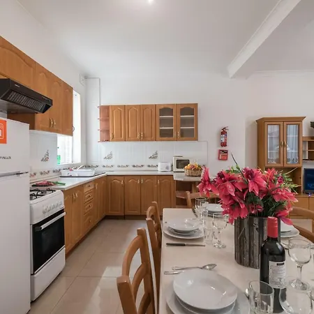 Seaspray 3 Bedroom Penthouse, With Large Terrace And Bbq Saint Julian's