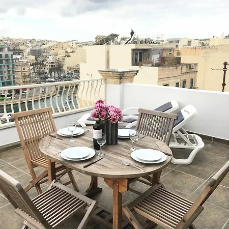Seaspray 3 Bedroom Penthouse, With Large Terrace And Bbq Apartmán *